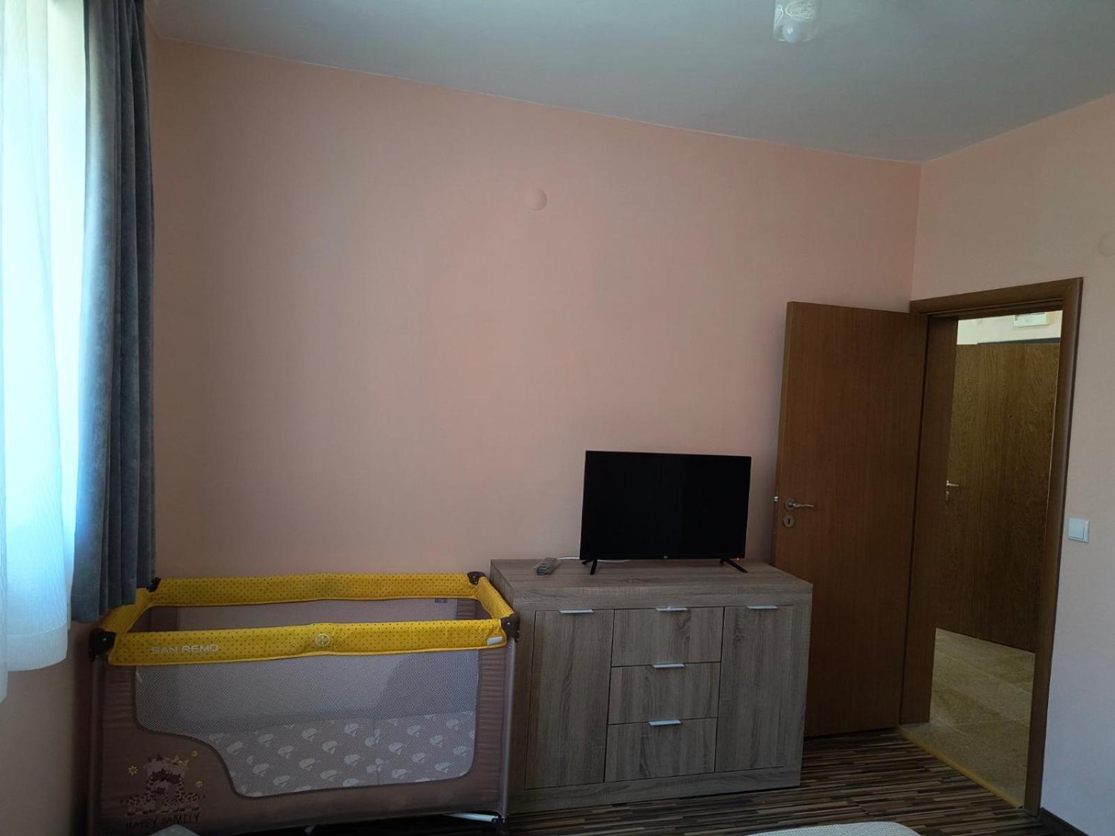 Апартамент За Гости Александър Chepelare Bagian luar foto
